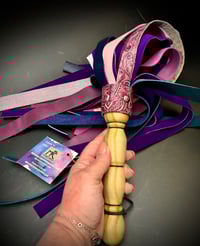 Image 5 of Sassy Stinger Flogger