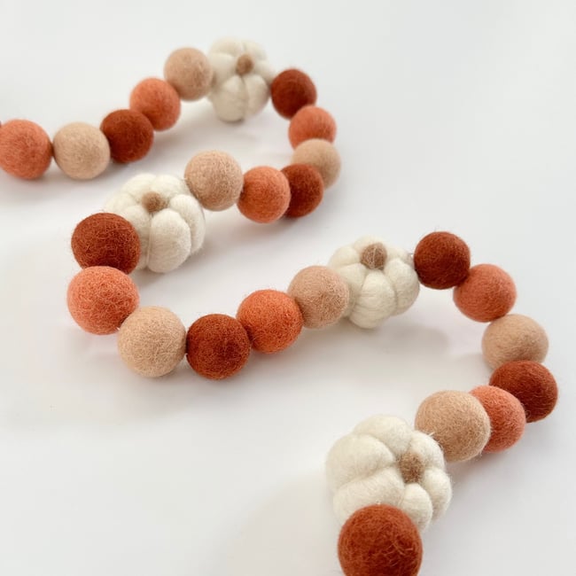Pumpkin Pie Felt Ball Garland