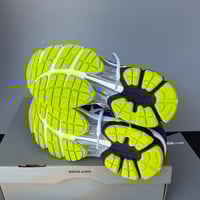 Image 5 of size: us7W uk5 eu38 cm24