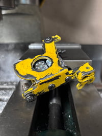 Image 3 of Widow liner