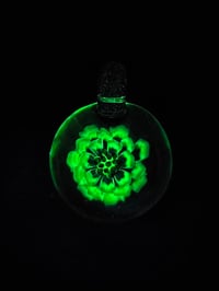 Image 2 of Uv reactive flower pendant 🌸