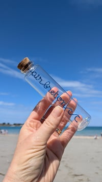 Image 2 of Fiole à message - air Breton