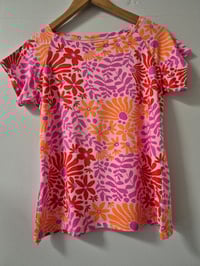 Kylie Jane Tshirt -flower power