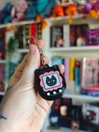 Image 2 of Llavero clicker tamagotchi gato negro 