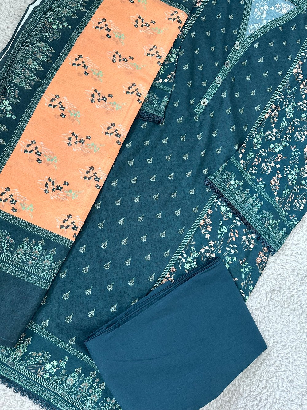 Teal n peach 