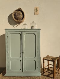 Image 1 of L'ARMOIRETTE VERT DES HALLES