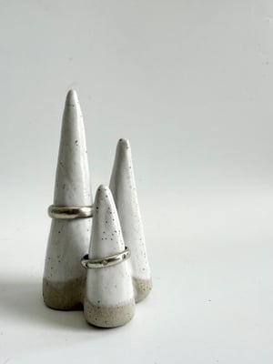 Image of Ring holder trio