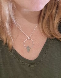 Image 4 of Turquoise Seaglass Hammered Ring Necklace 