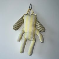 Image 2 of Hug Your Critters Keychain 2