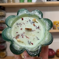 Image 3 of velvet citrus scented candle