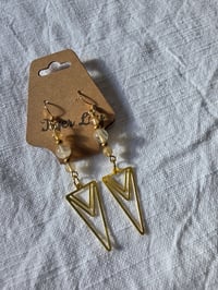 Image 2 of Triangles: Gold