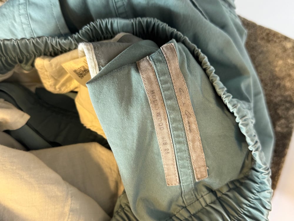 Image of Rick Owens SS25 Hollywood “Mouthwash” Cargo Bela Shorts