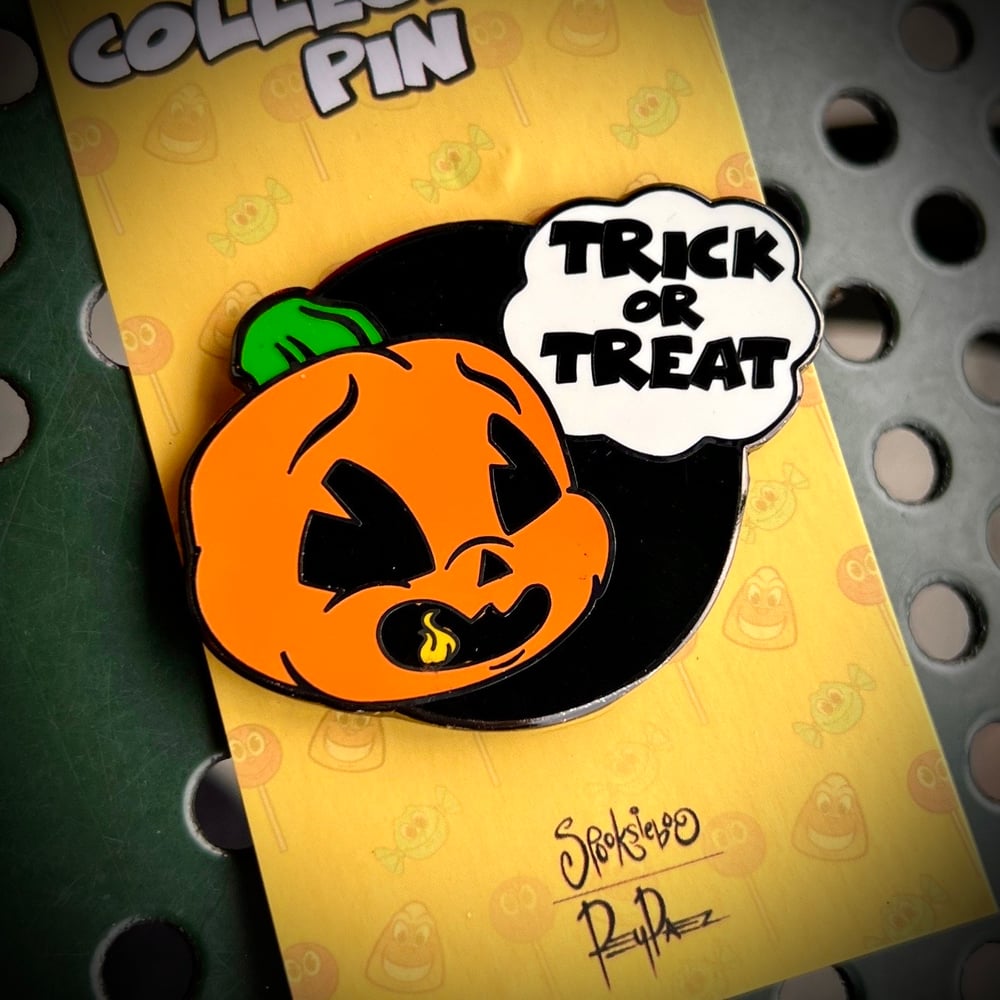 Willow Trick Or Treat (pin)