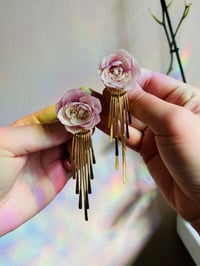 Image 3 of 🌸Rose Cascade🌸