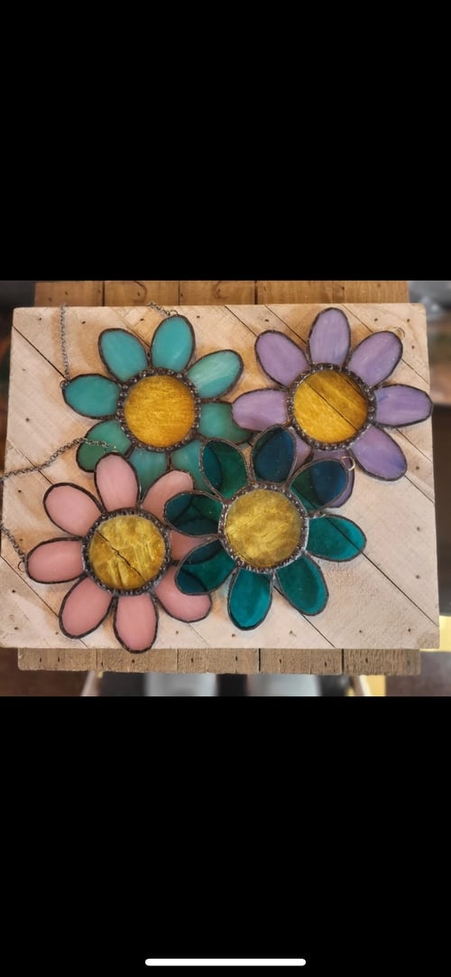 Image of Quirky Flower-stained glass