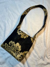 Image 3 of Oval Tote Bag