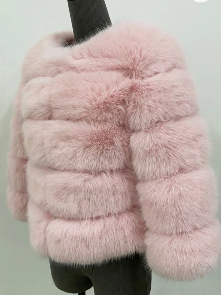 Image of Baby pink - FAUX FUR