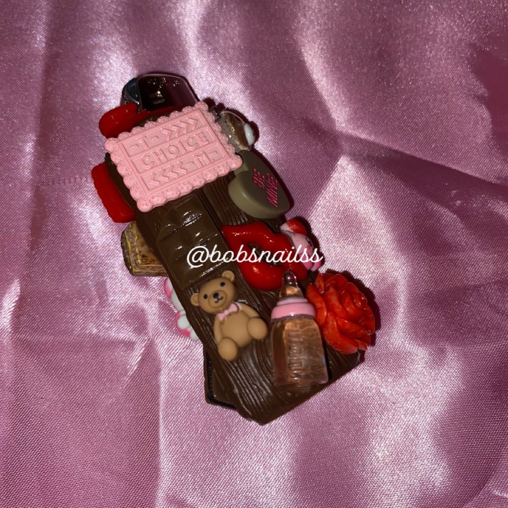 Image of 🌹🍫❤️🎀🧸💋 Red Brown Lighter 