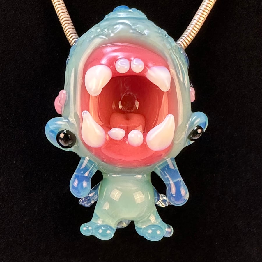 Image of “Chomps” Pendant for Bodhi