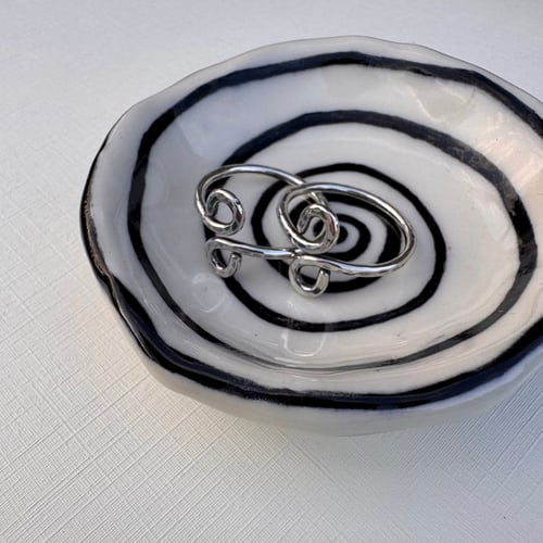 Image of Looped Ring