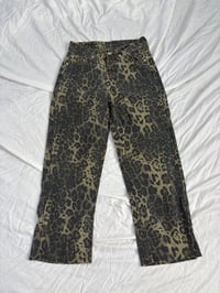 Image 4 of Leopard print jeans // 38