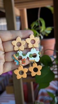 Image 3 of FLOWER CHILD COLLECTION 