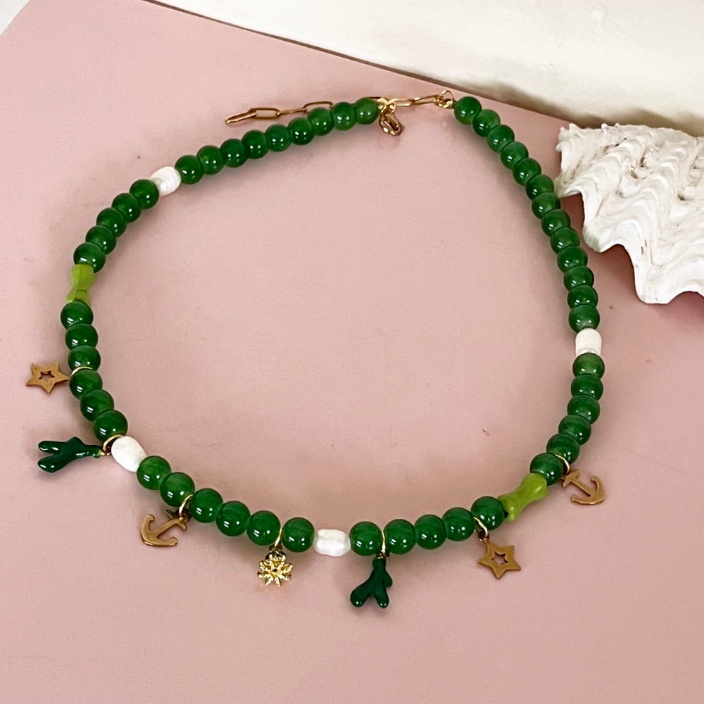 Image of Green glass bead and pearl necklace - Sea theme