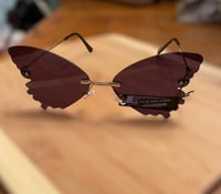 Image 1 of Sunglasses 4