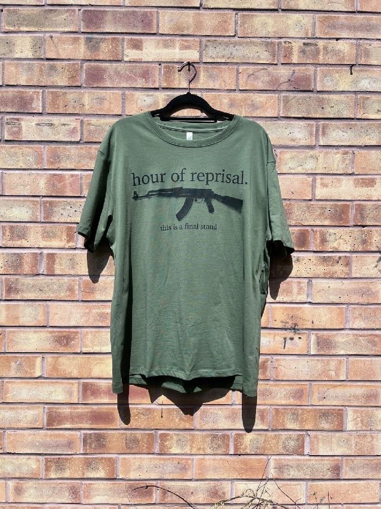 Chain of Suffering Shirt - Green