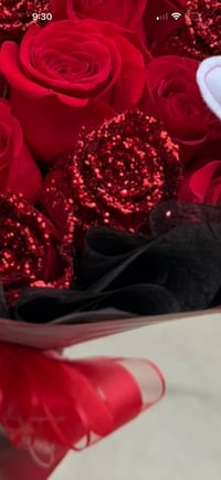 Glitter On roses each rose 