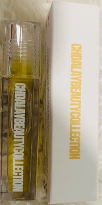 Image 4 of Lip Roller Oils 