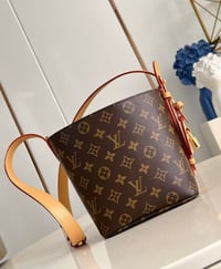 Image 1 of LV All in One BB