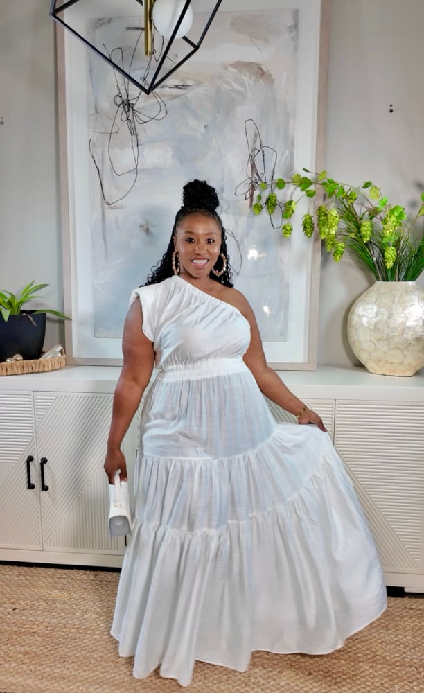 Image of The Amour Maxi Dress (White) 