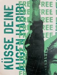 Image 2 of Test Print 06 - Küsse