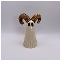 Image 1 of PRE-ORDER Horned Ghost 9 cm (Delivery end of June)
