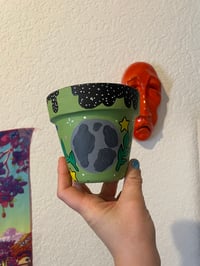 Image 2 of ceramic plant pot 