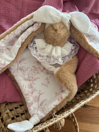 Image 3 of MINI MINI DOUDOU ENVELOPPANT JOUY ET ÉCRU 