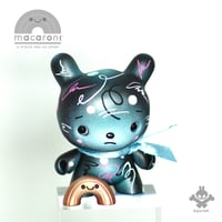 Image 2 of Macaroni - Doodle edition - Frosty - Custom 3" Kidrobot Dunny