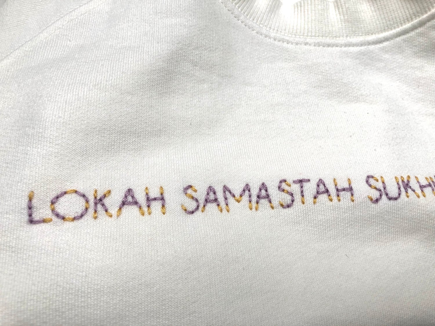 Image of LOKAH - Sweatshirt