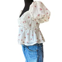 Image 5 of Boho Festival White Rose Floral Eyelet Overlay Babydoll Top with Puff Sleeve - Size M - Trixxi