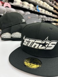 Image 1 of New Era 59Fifty Black ‘Stros Dome GLOW