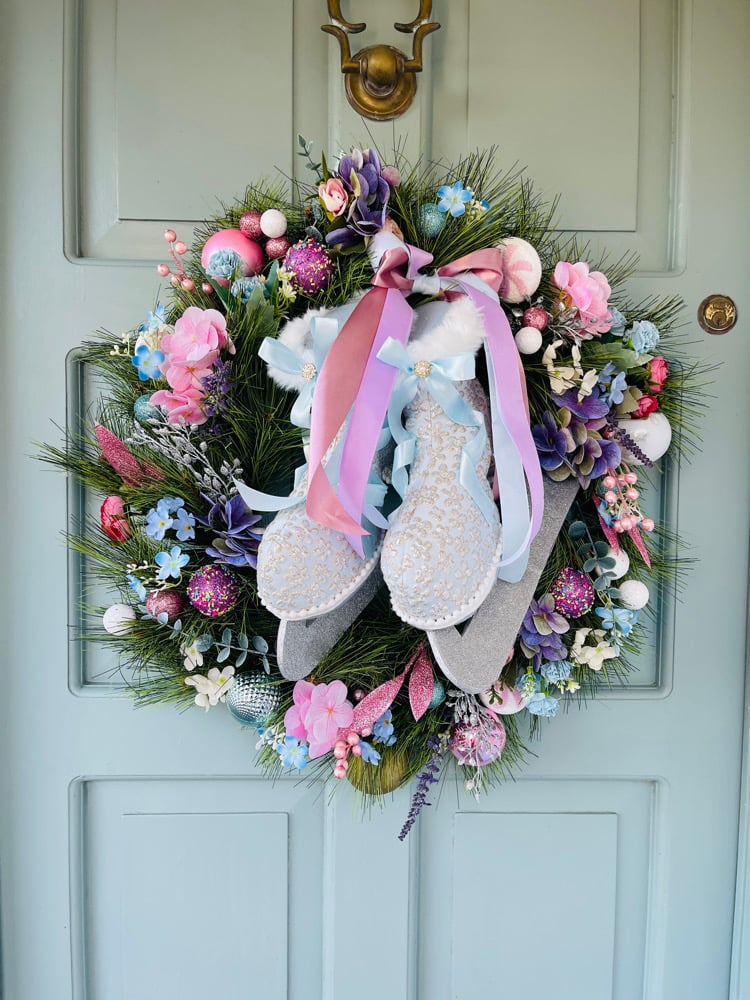 Image of 65cm Skates Wreath 