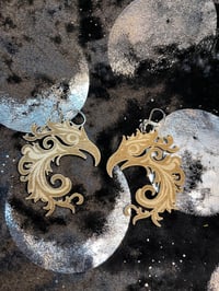 Image 2 of Bird Skull with Swirls