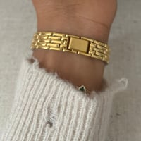 Image 12 of Vintage Pulsar By SEIKO Gold Tone Black Rectangular Dial 