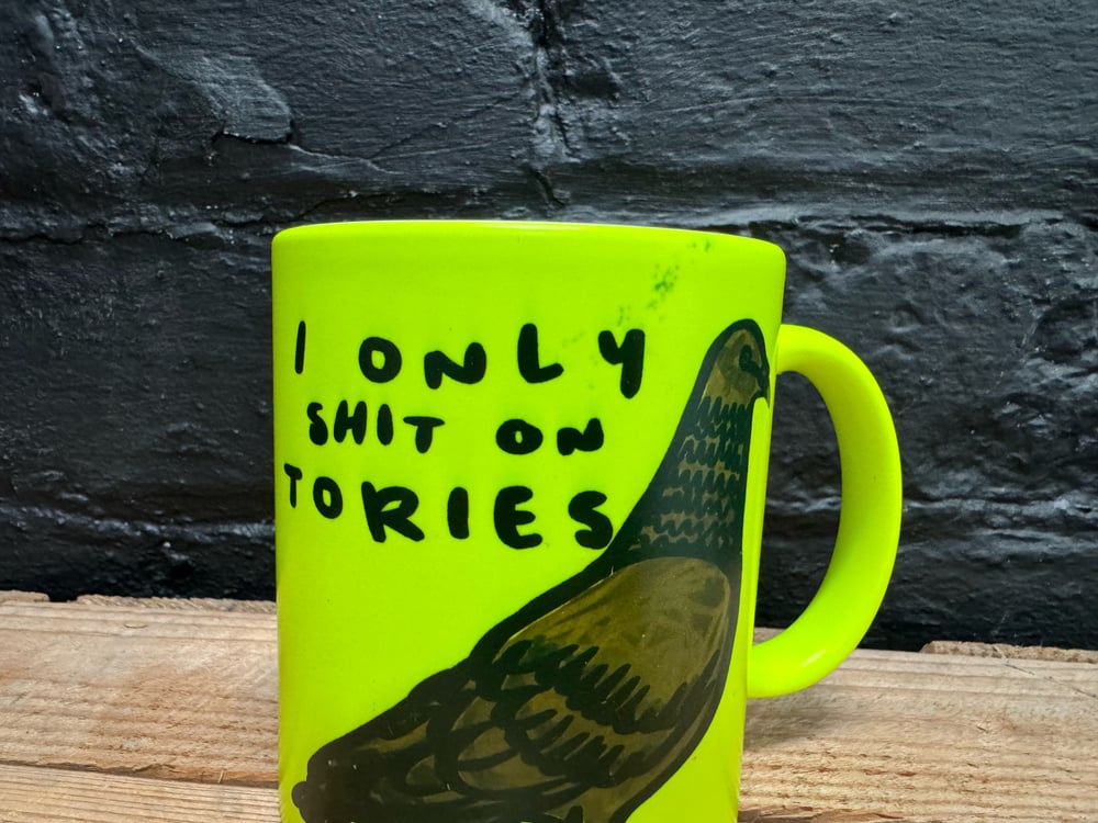 *MISPRINT* Shit On Tories Yellow Mug