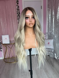 Image 5 of Kailey luxury (ready to ship)