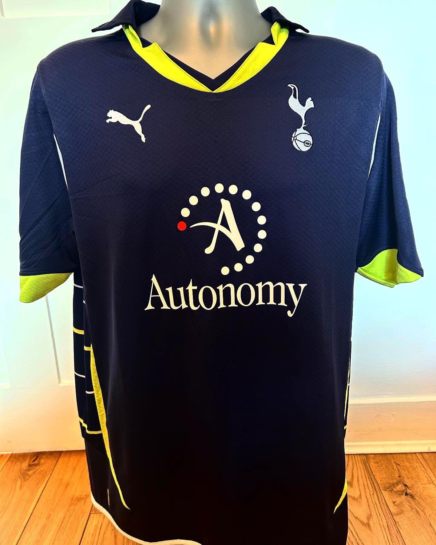 Image of Tottenham Hotspur “MODRIC 14” 2010/11 Third Shirt + PL patches (M)