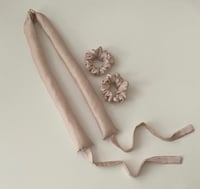Image 7 of WAŁEK DO KRĘCENIA WŁOSÓW + SCRUNCHIES CHAMPAGNE