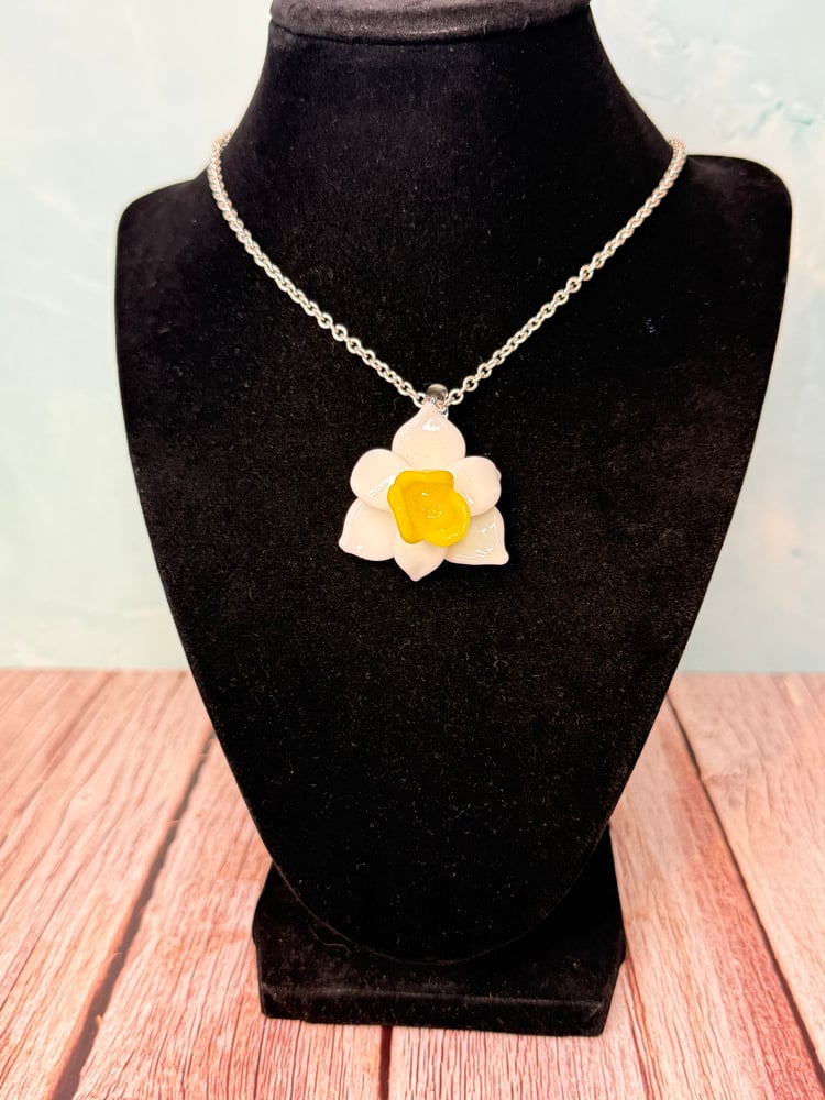 Image of Daffodil Pendants 