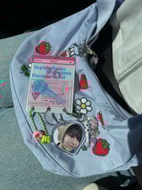 Image 2 of Forever Carat Keychain Holder